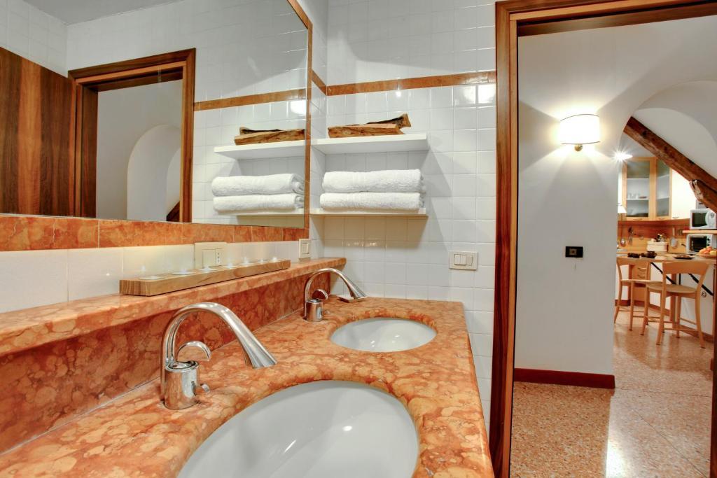 Ca' Cortigiane Suite Venezia Rom bilde